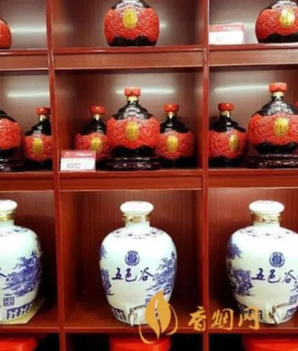 五色谷原浆浓香型白酒：品味中国酒文化