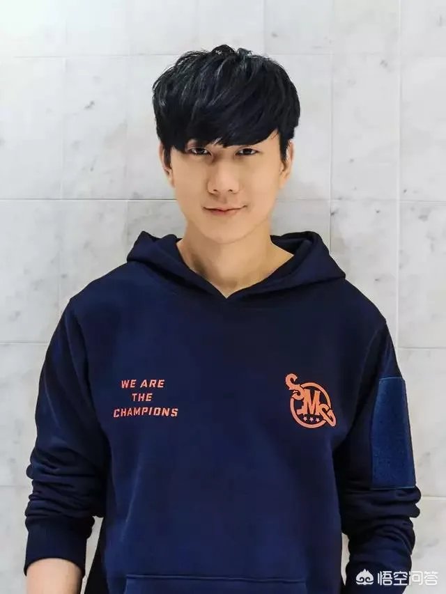 林俊杰有哪些适合做头像的图片？
