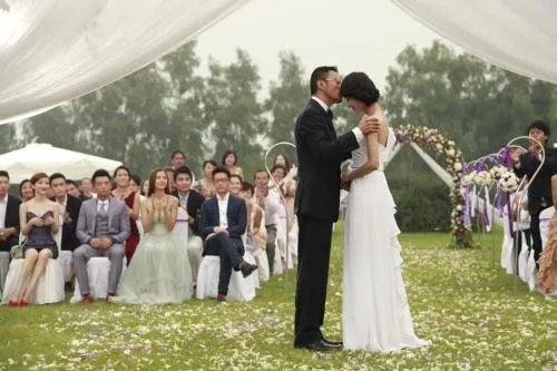 前男友结婚了该去吗 前男友结婚了什么滋味
