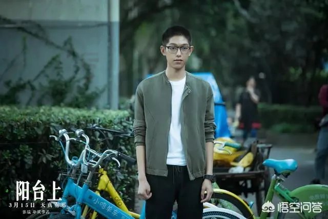 周冬雨新片为什么叫《阳台上》？