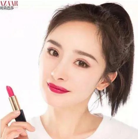 杨幂整容了吗?
