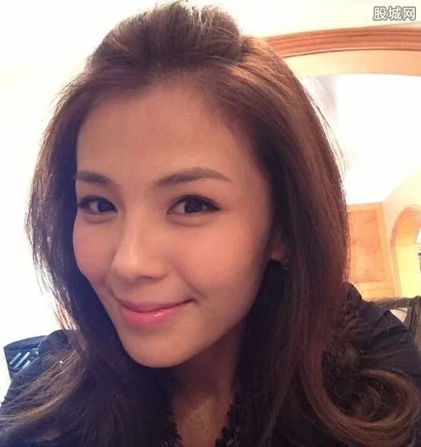 王珂背景大揭秘 王珂的老婆到底是谁？
