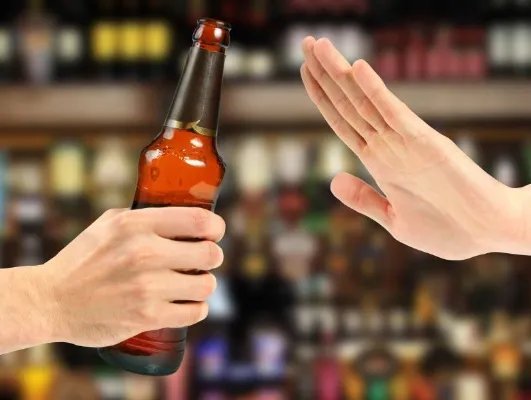只喝啤酒会胖吗