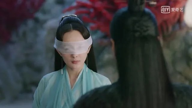 杨幂整容了吗?