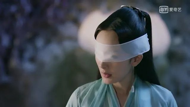 杨幂整容了吗?