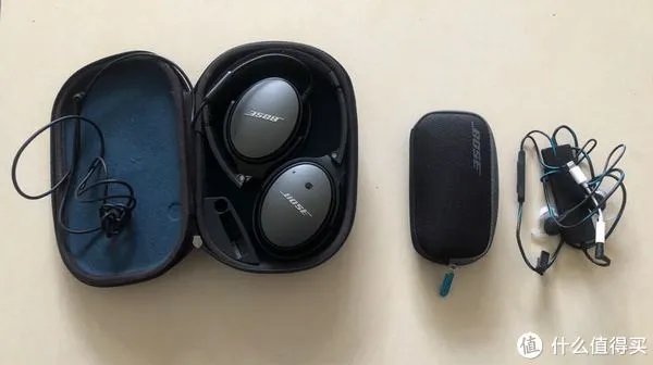 两款Bose降噪耳机的深度比较：Bose QC20与QC25详细分析