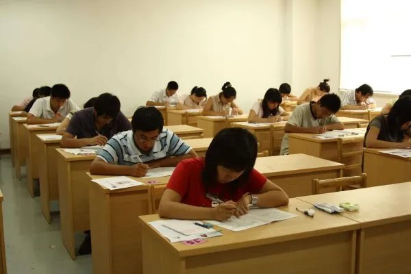 2021年上半年四六级考试时间公布,你还记得备战四六级考试的经历吗?