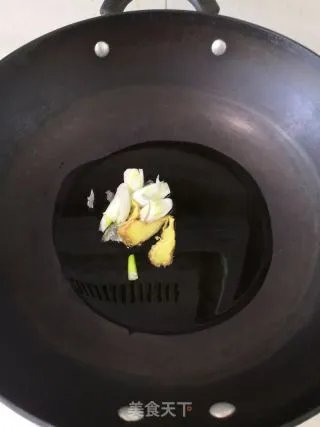 芋儿烧鸡
