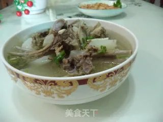 羊排炖萝卜