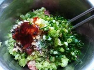 芹菜饺子