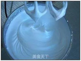 草莓冰激凌