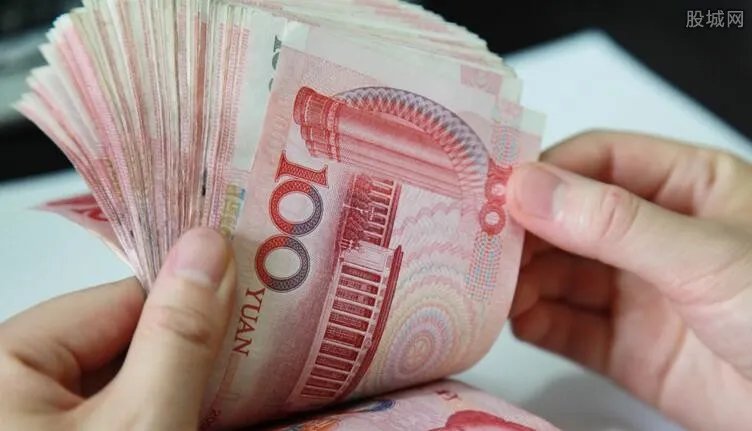 2018中国女富豪榜完整名单 前三名分别是谁?
