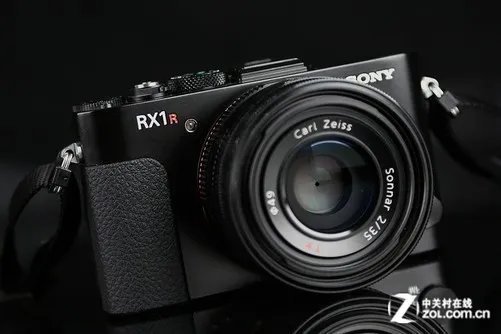 锐度更高细节更美 索尼黑卡RX1R评测