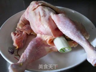 肚包鸡