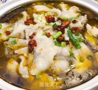 酸菜鲈鱼