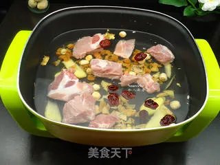 养生火锅