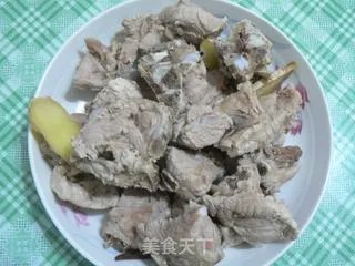 排骨炖口蘑