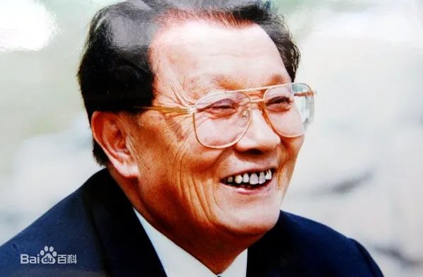 华西村村长