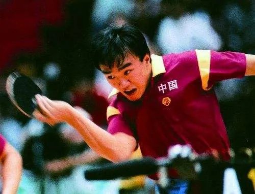 陈龙灿是昔日乒乓世界冠军,他的近况如何?