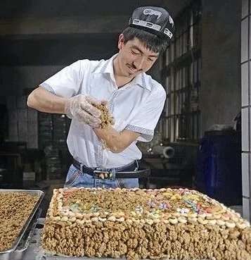 阿迪力·买买提吐热的创业经历
