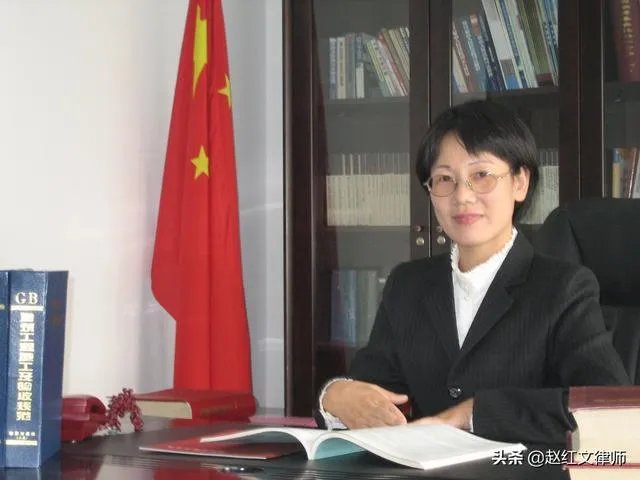 四人聚餐喝,一人不喝,一人醉亡,死者家属共赔14万,合理吗?