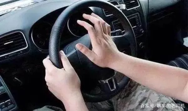 禁鸣喇叭的路上,一定要按喇叭提醒他人该怎么办?