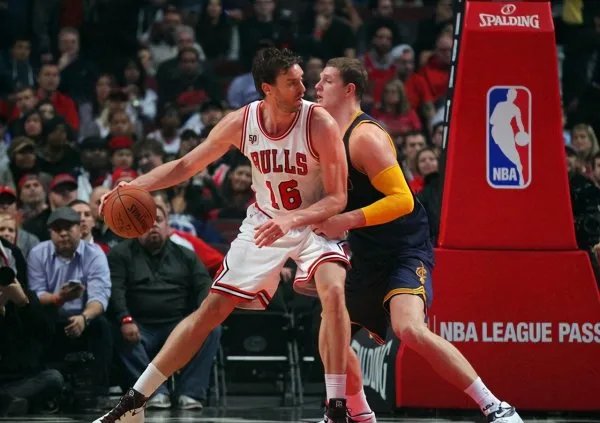 莫兹戈夫是怎样的一位NBA球员？