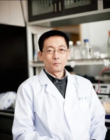 施一公为什么请辞清华副校长?