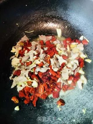 腌菜炒肉