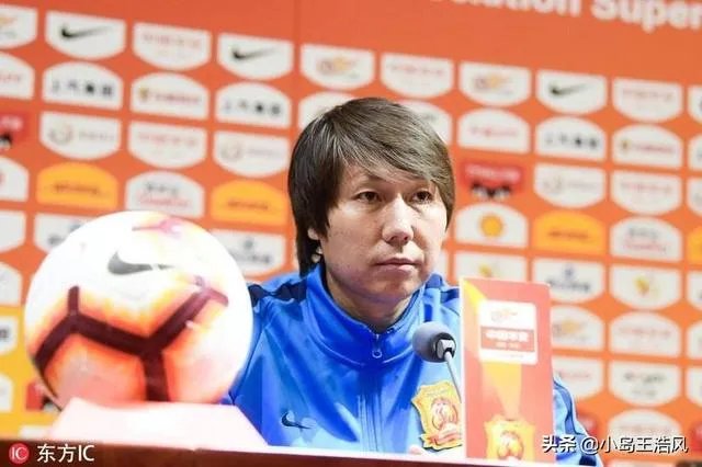 知名足球媒体人袁野爆料称,国足主帅三周后出炉,22冠王领跑,李铁还有机会吗?