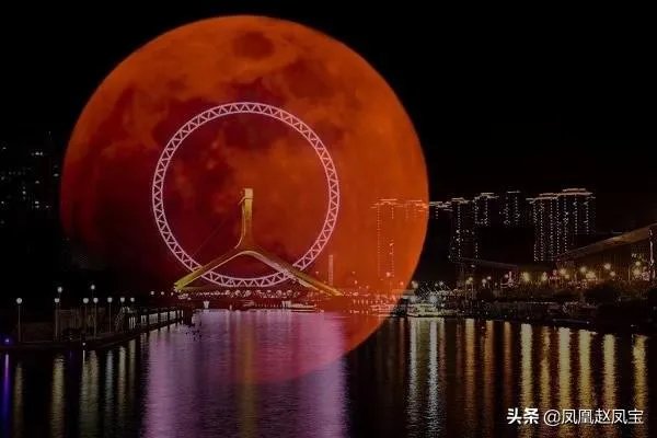 你曾拍过或者见过的最美的月亮是什么样的?