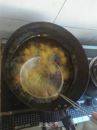 炸丸子