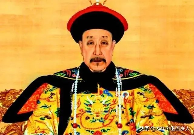 有人说乾隆的书法拍卖过4100万,他的书法是业余水平吗?怎么样?