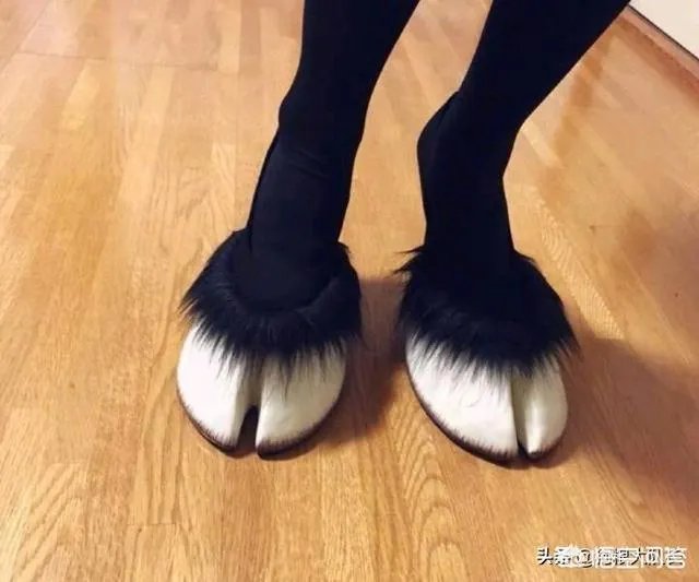 莆田“球鞋鬼市”调查:每双高仿鞋成本只要100元,还提供“鉴定书”,大经销商月赚可达百万, 你怎么看?