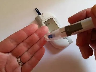 糖尿病挂什么科 引起糖尿病病因是什么