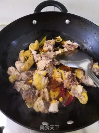 芋儿烧鸡