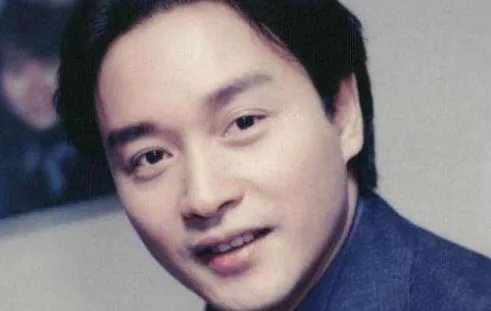 唐鹤德晒照缅怀张国荣，两个人有着怎样的故事？