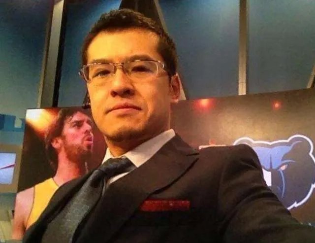 篮球评价员杨毅与苏群,你更喜欢哪个人的解说?为什么?