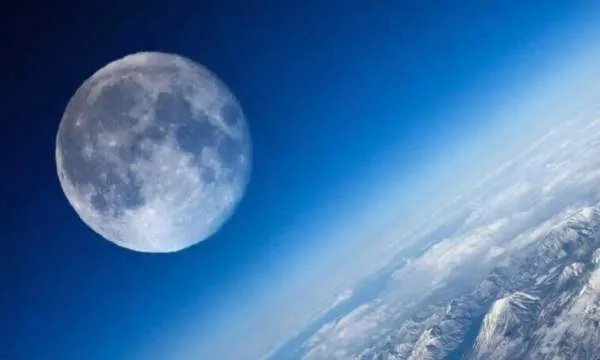 研究显示:月球在过去25亿年里不断远离地球,月亮会彻底离开我们吗?