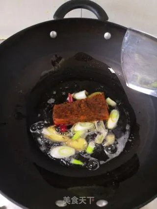 芋儿烧鸡