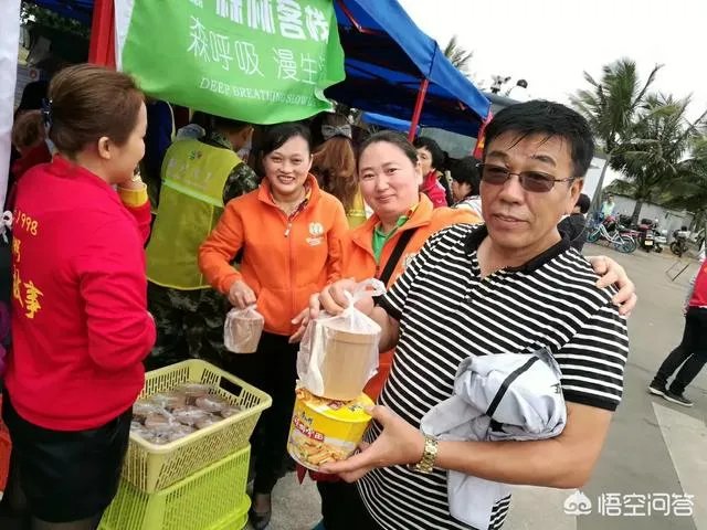 近日,海南海口因天气原因,旅客滞留严重,机票价格涨了10倍。为什么不提前做出预报?