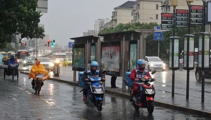 黄色预警是几级预警 黄色预警是几级预警呢