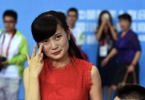 北川无腿青年写超千首情诗 感动女方父母扭转爱情