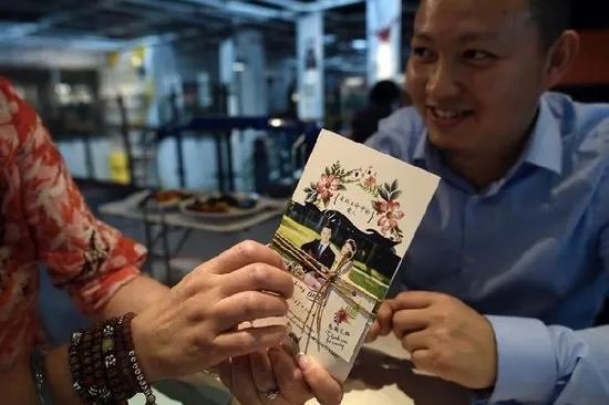 北川无腿青年写超千首情诗 感动女方父母扭转爱情