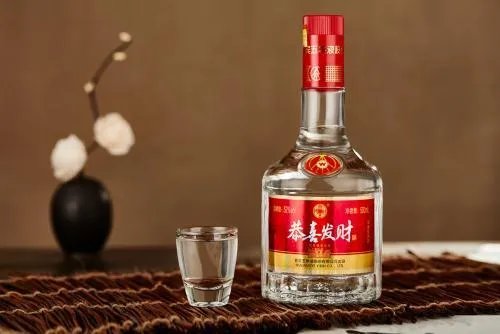 婚宴酒水价位揭秘 结婚一般喝什么酒有面子
