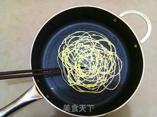 鸡蛋网饼