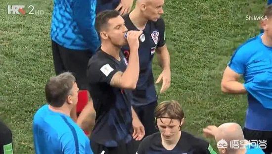 克罗地亚球员洛夫伦因为喝红牛被FIFA罚款近47万元人民币,这是一次成功的商业炒作吗?