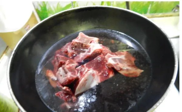牛骨汤的做法