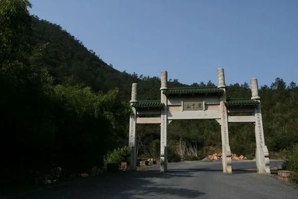 中国十大避暑胜地