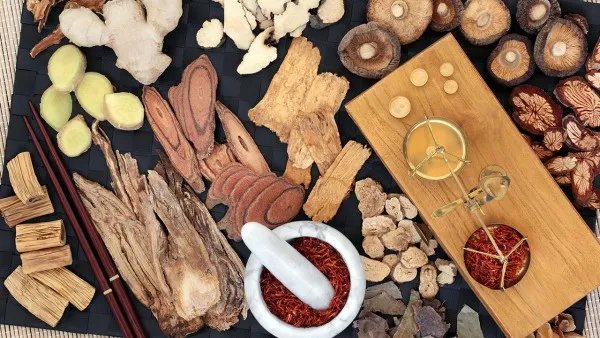 乙肝灵胶囊成人吃多少 乙肝灵胶囊的功效与作用是怎样的?
